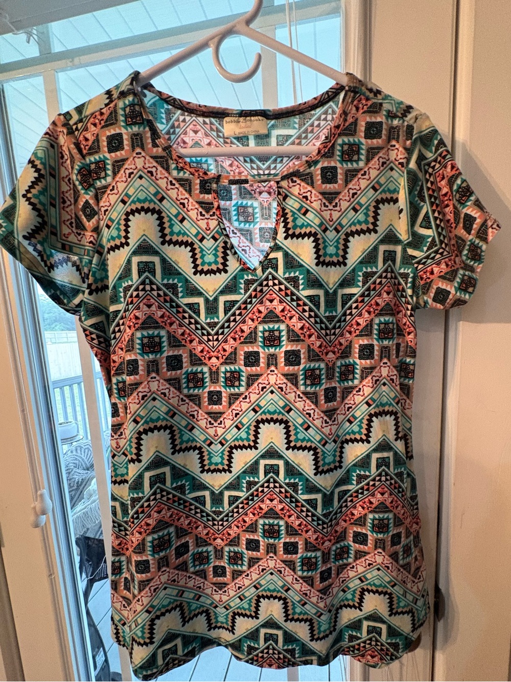 Bobbie Brooks Geometric Short Sleeve Top - Teal & Coral